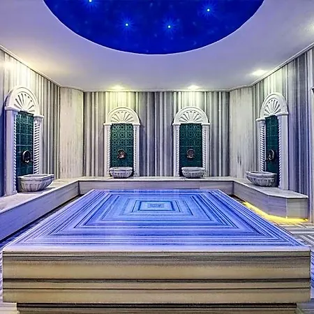 Laristone Szálloda 4*